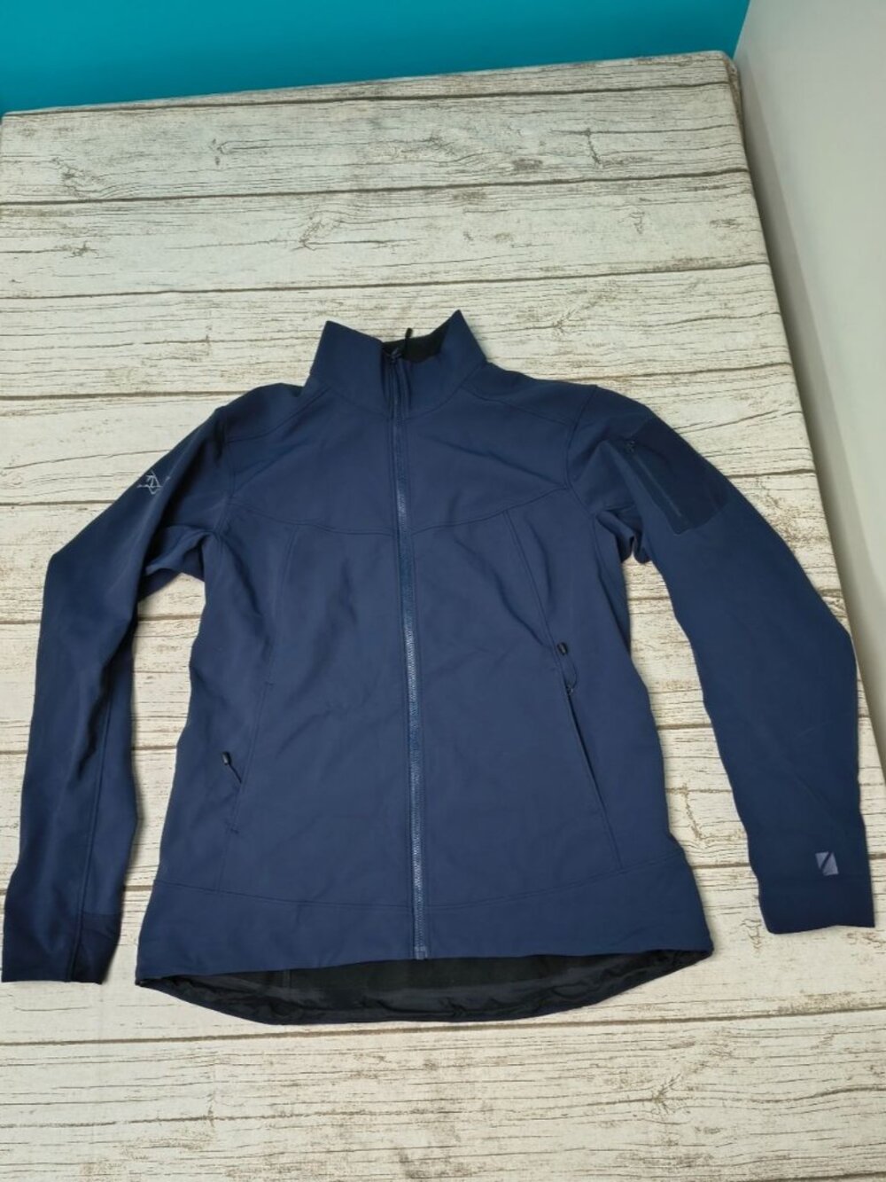 Arc'Teryx Epsilon Lt Jacket Women Navy Blue Size Medium